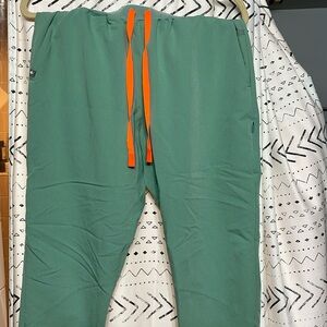 FIGS Limited Edition Muhima Skinny Jogger Scrub Pants - Jade